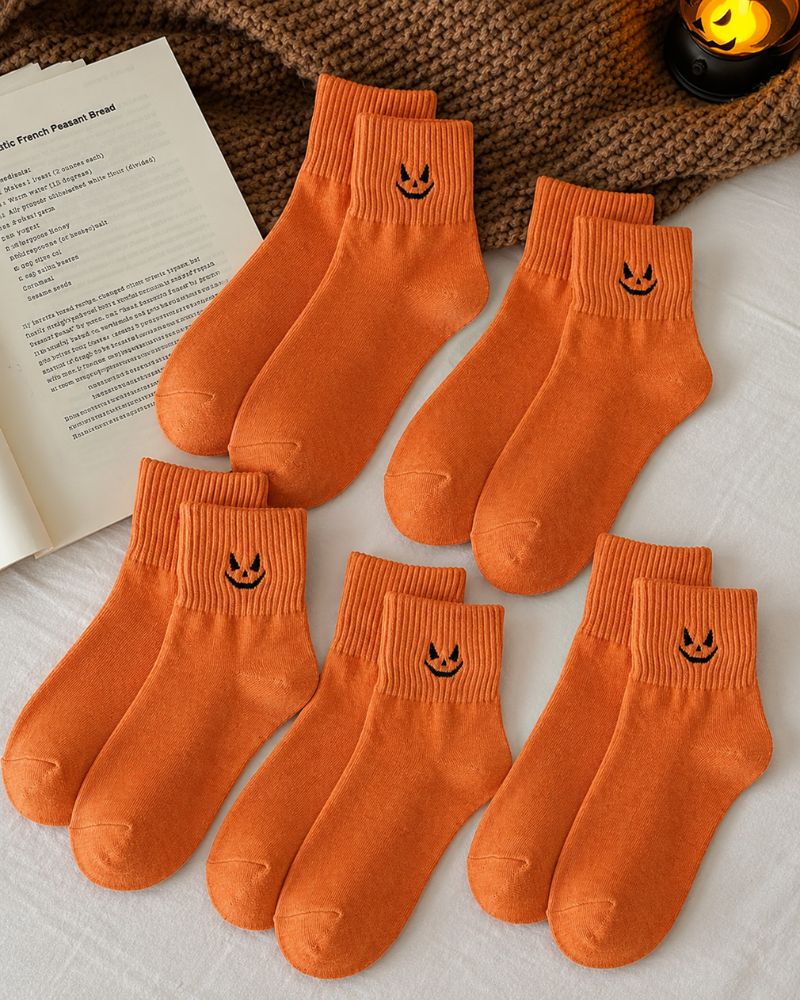Cozy Halloween Crew Socks 5-Pack