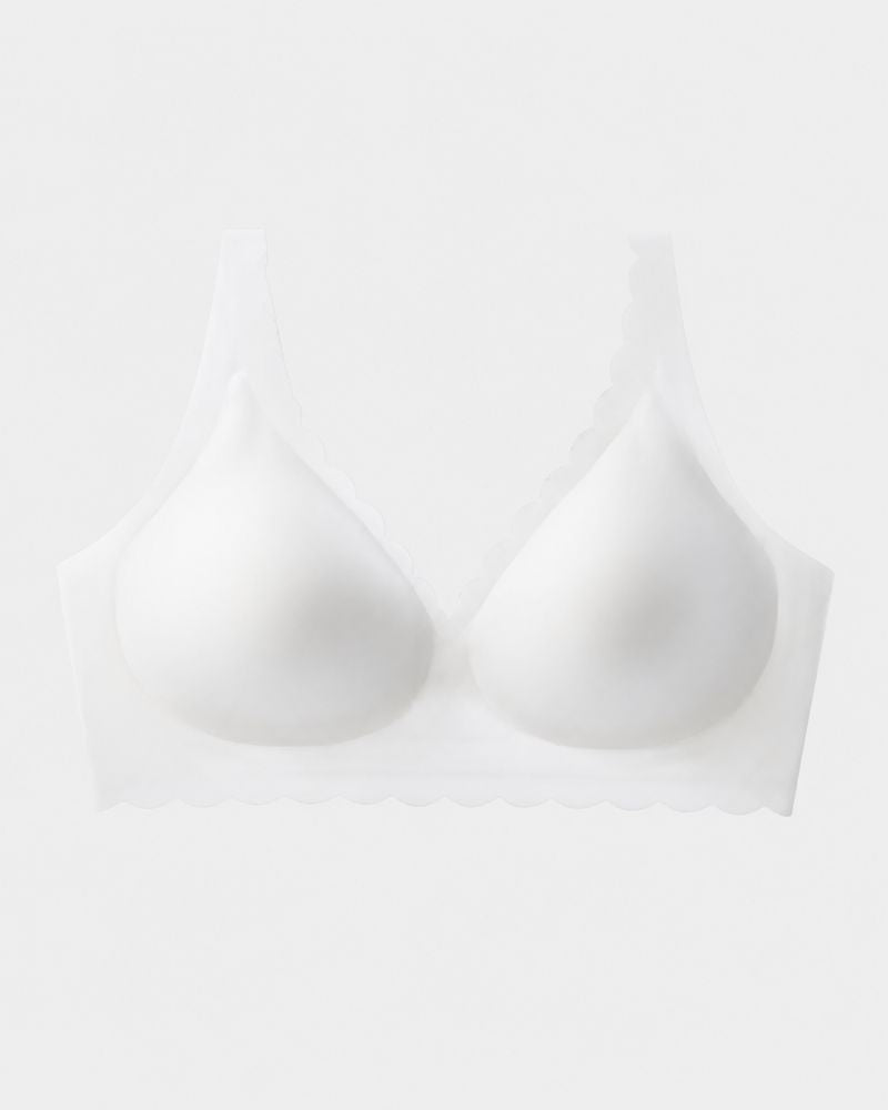 Deep V Seamless Scalloped Wireless Lift Bra