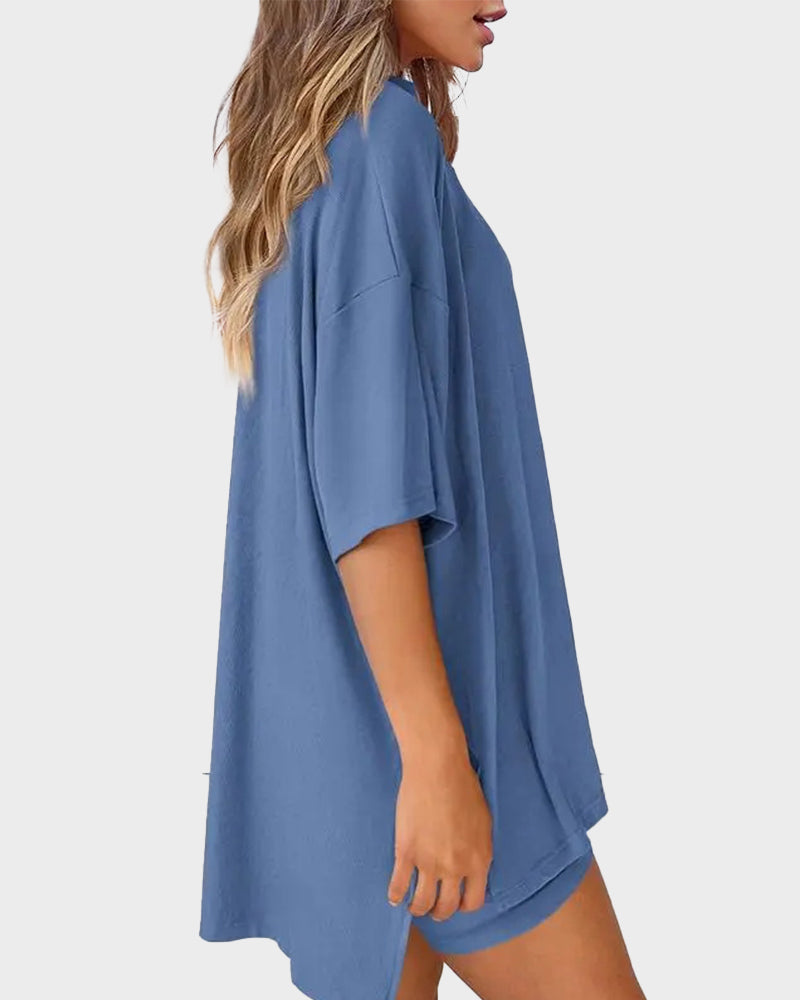 Casual 2-Piece Loungewear Set Oversized Split Hem Top & Fitted Shorts